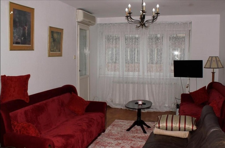 3 Bedrooms Apartment