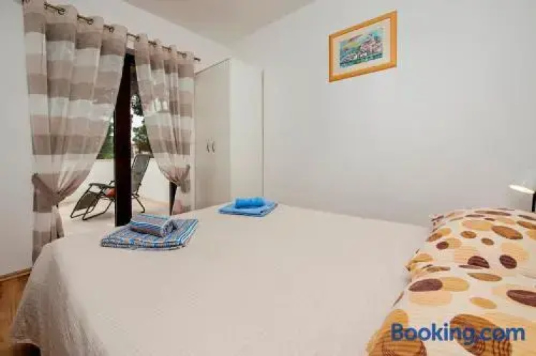 Apartments Roko 269