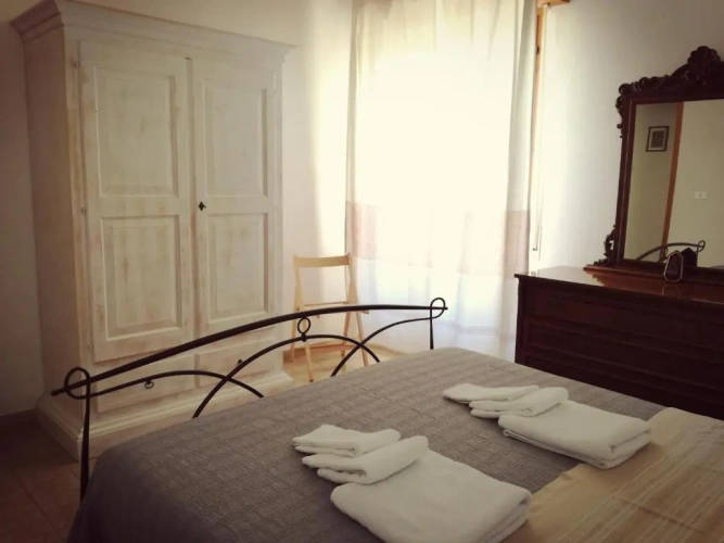 3 Bedrooms Apartment