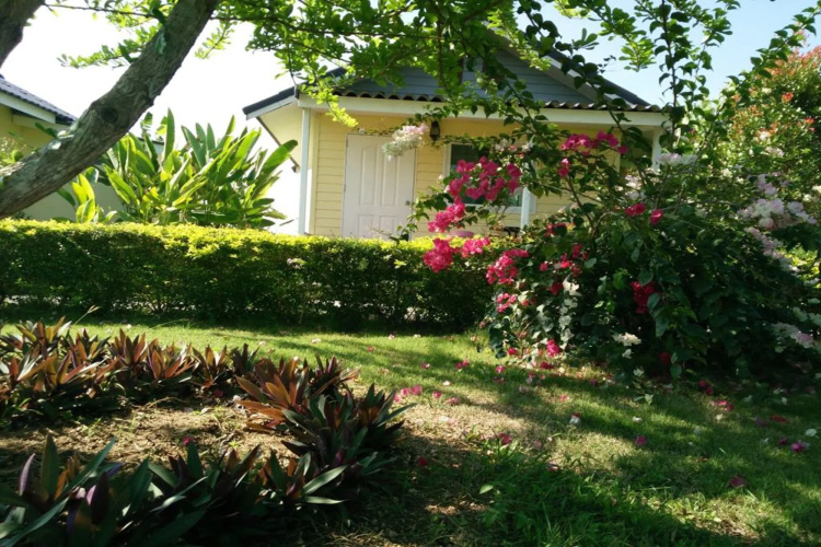 Les Collines Resort