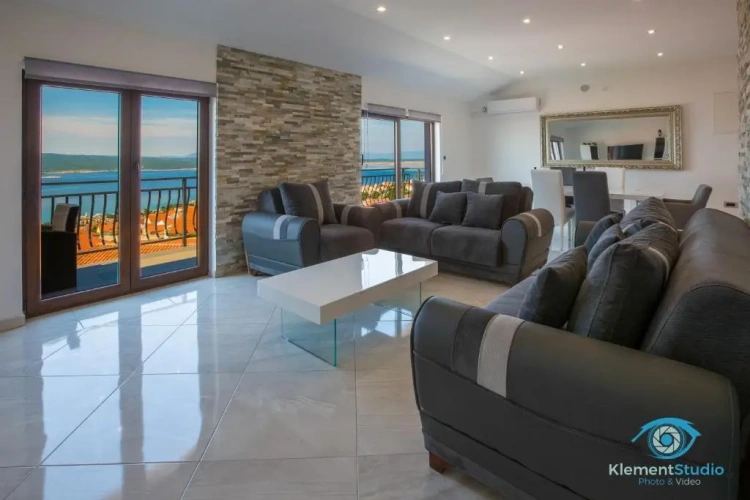 Deluxe Apartment with balcony and with view