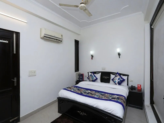 OYO 15130 Cape Jasmine Regency