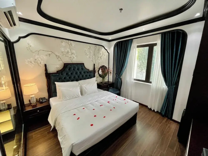 Royal Hanoi Hotel