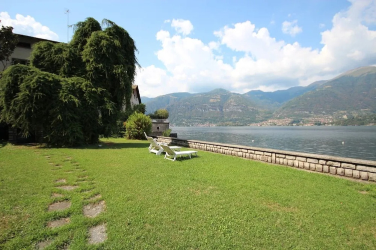 Pozzuolo Apartment