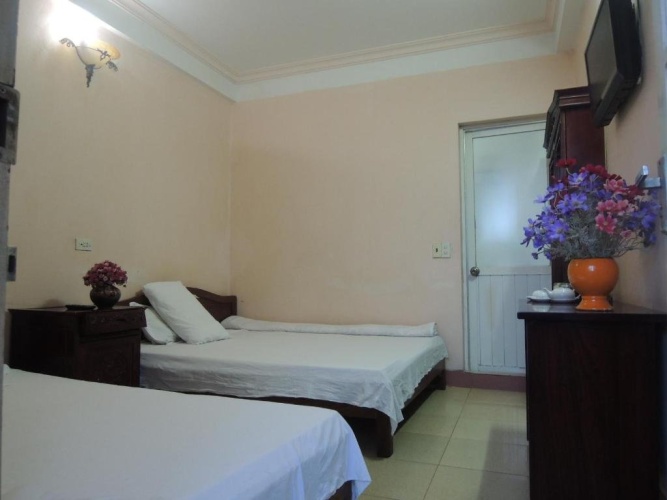 Phuong Dong Hotel