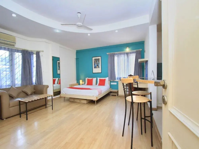 Compact Villa Lavelle