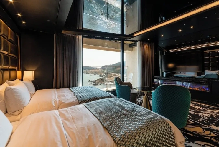 Standard Twin Family room