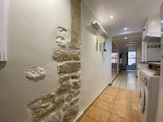 TH143 Studio Old Town