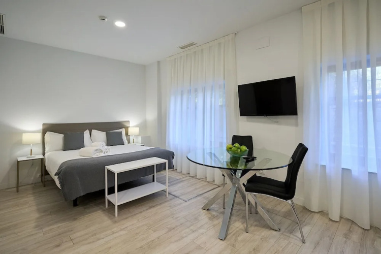 Ines Luna Suites