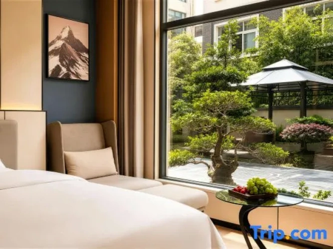 Premium Twin room