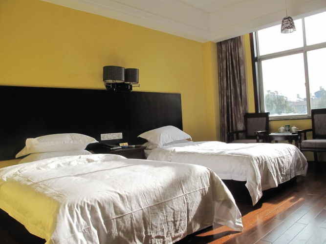 Tengchong Biquan Hotel