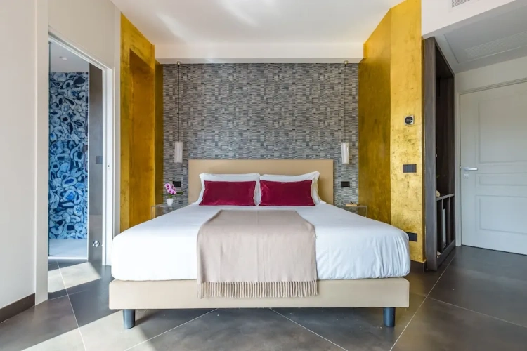 Standard Double room with view