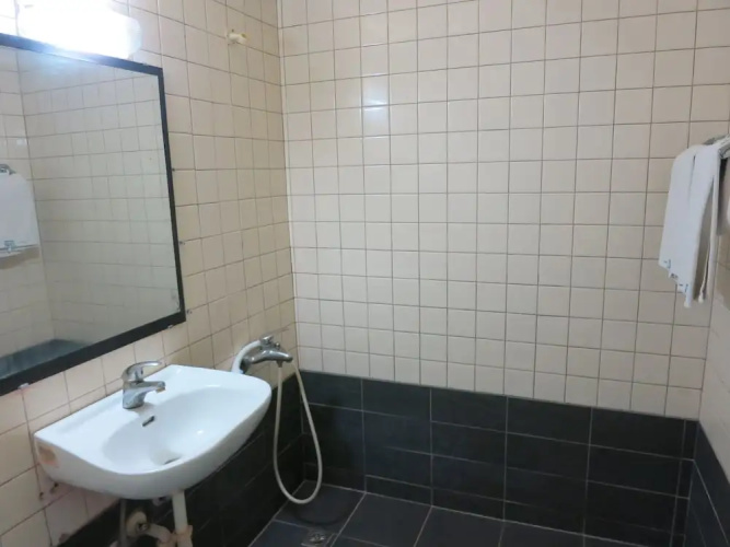 Reui Cheng Hotel