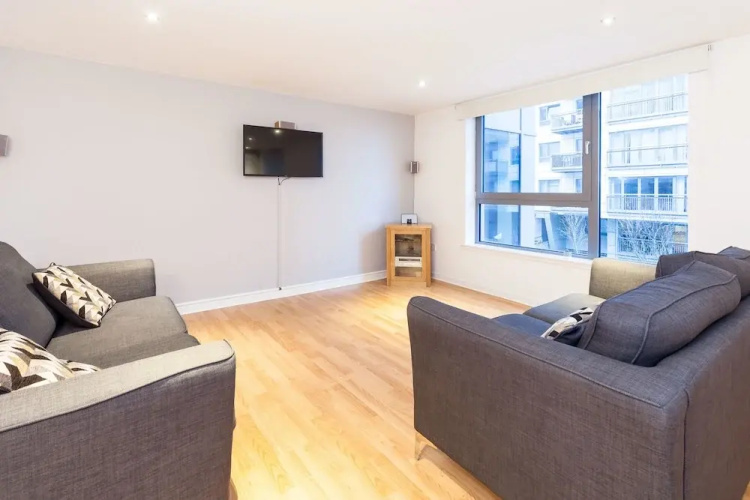 Modern Two Bedroom Apartment