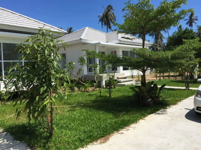 2 Bed Villa 15 min walk to beach