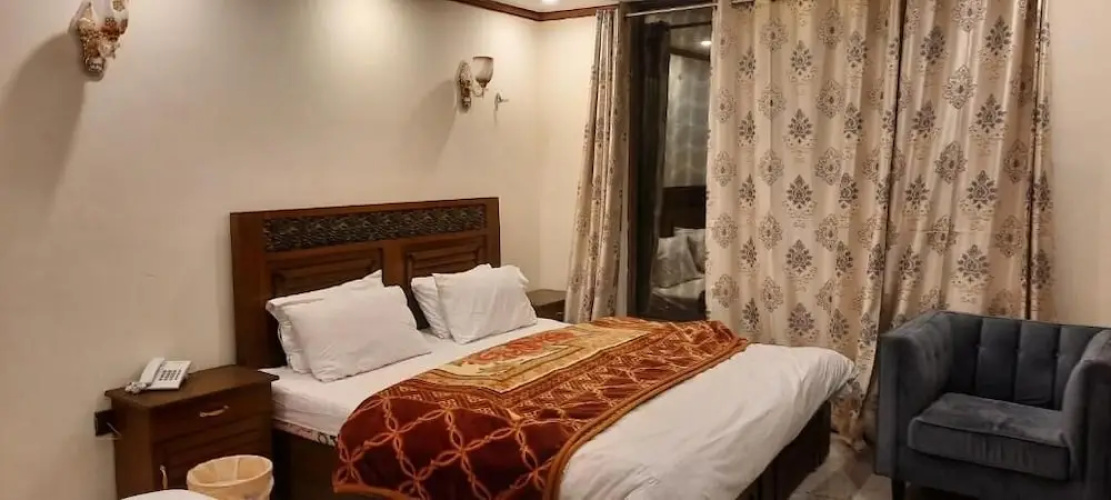 Hotel Second Home