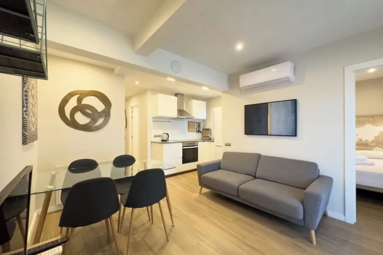 Standard Family Penthouse room with balcony and with city view