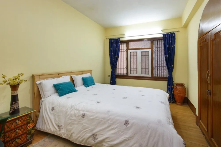 3 Bedrooms Superior Apartment with garden view