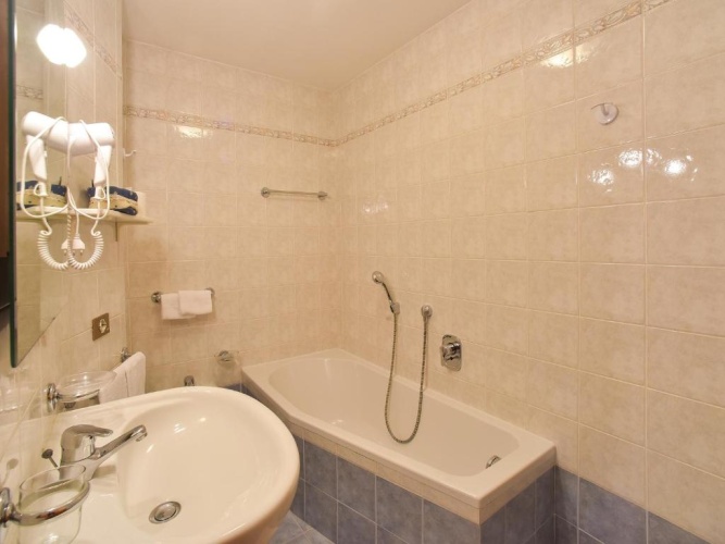 1 Bedroom Double Apartment