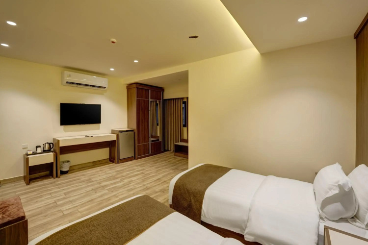 Luciana Hotel by FHM