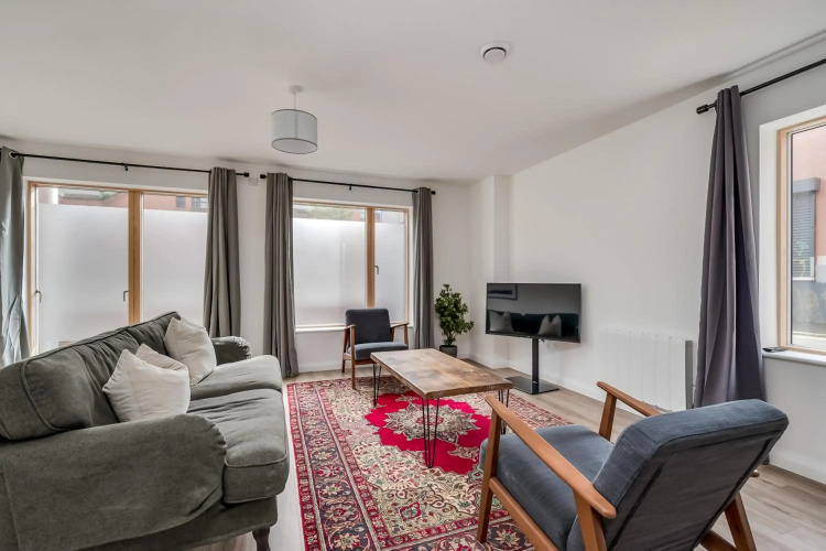 Modern Ground Floor Duplex Apartment
