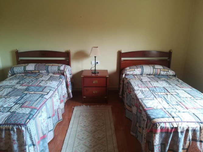5 Bedrooms Double Cottage