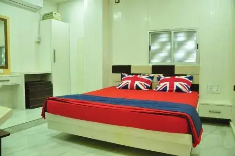 Hotel Golden Inn