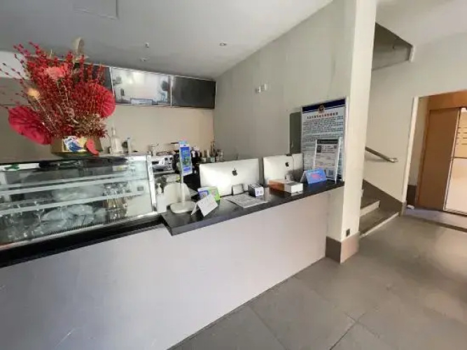 Riverside Apartment Hotel
