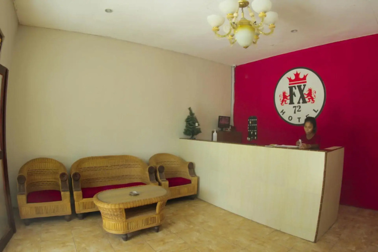 FX 72 Ruteng Hotel
