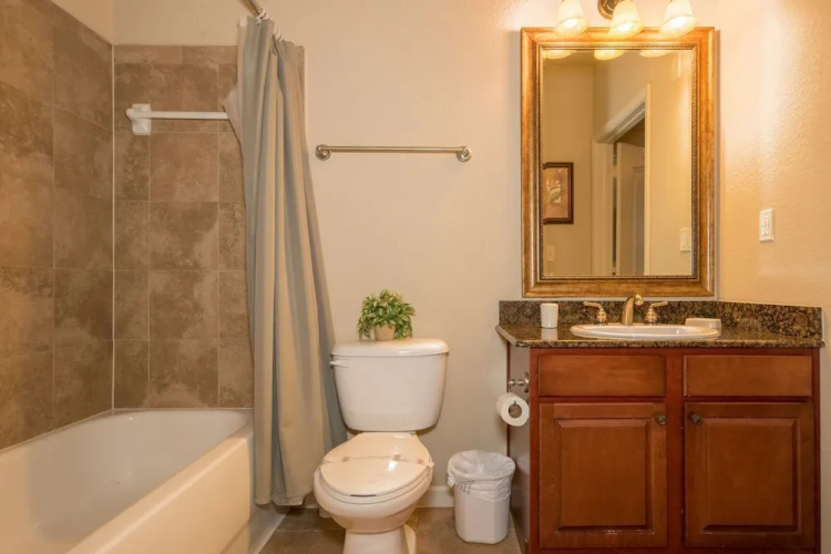 BP914CP Bella Piazza - Three Bedroom Condo