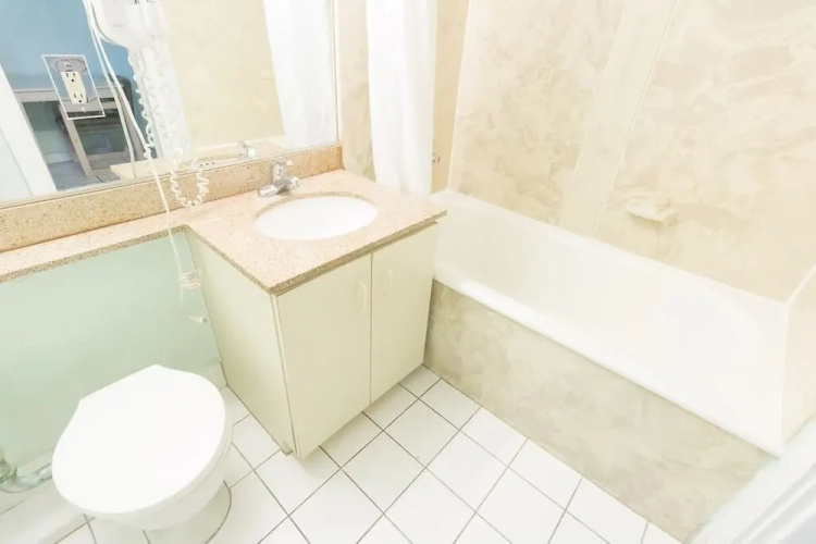 608 Studio Apt Hollywood Beach