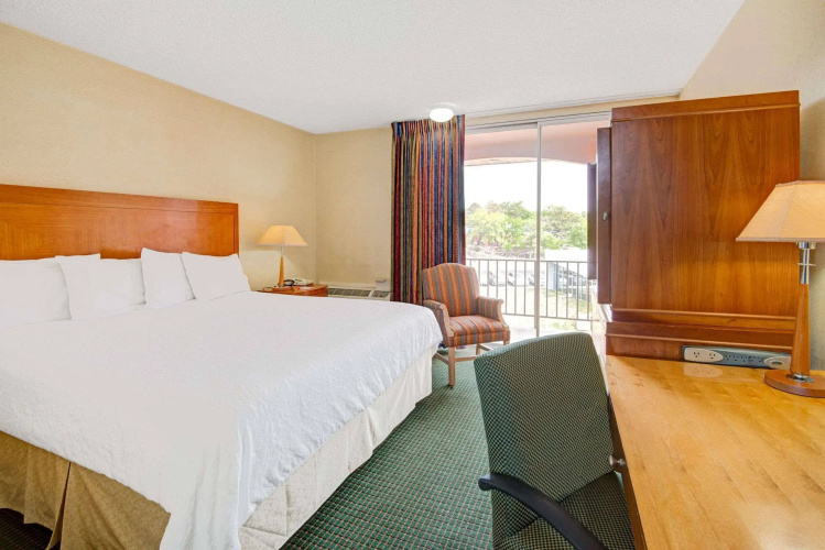 Hotel 505