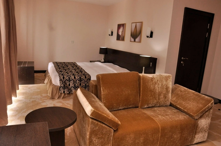 Executive Quadruple Apartment with city view