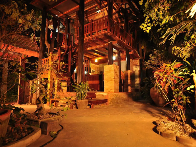 Ayutthaya Bouchic Hostel