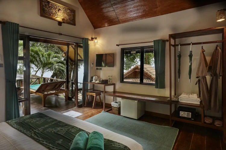 Deluxe Cottage with balcony