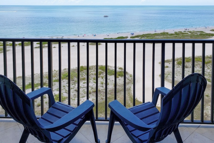2 Bedrooms Apartment with balcony