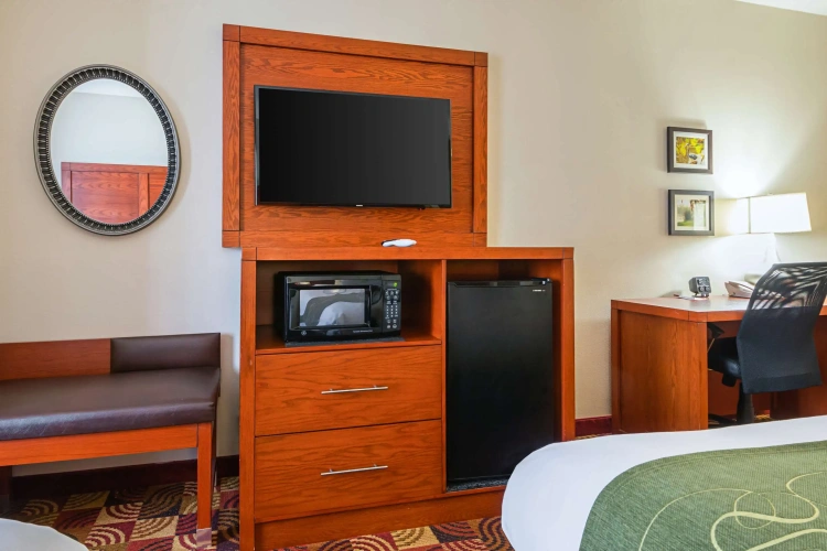 Quadruple Suite