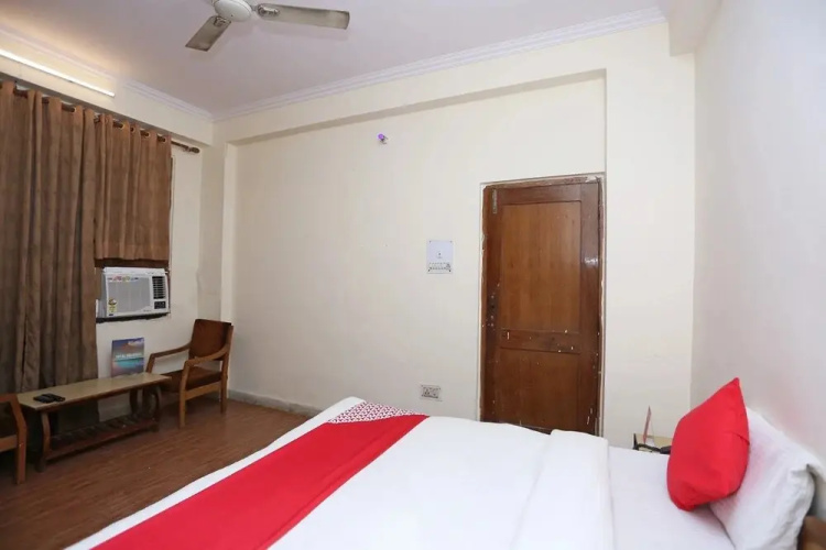Hotel Dolphin
