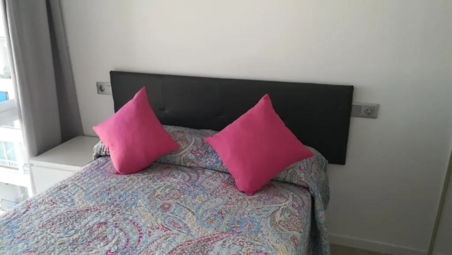 Skol 406A by Completely Marbella