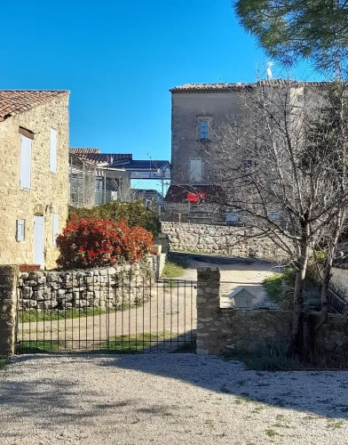 2 Bedrooms Classic Villa