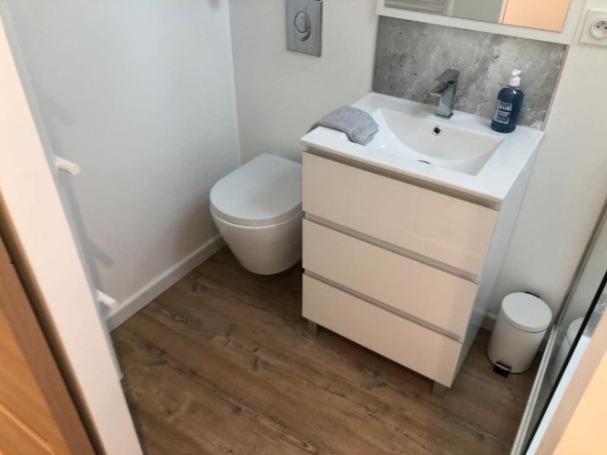 1 Bedroom Apartment