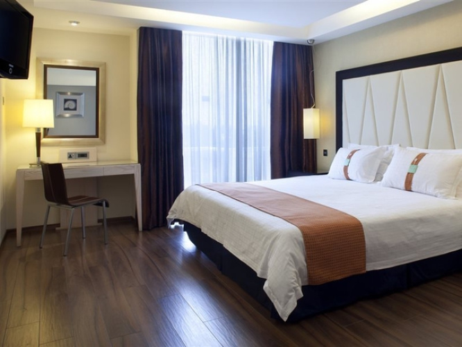 Holiday Inn
