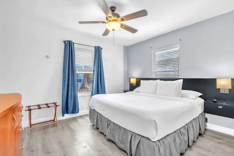 Beach Escape Corner Apartment