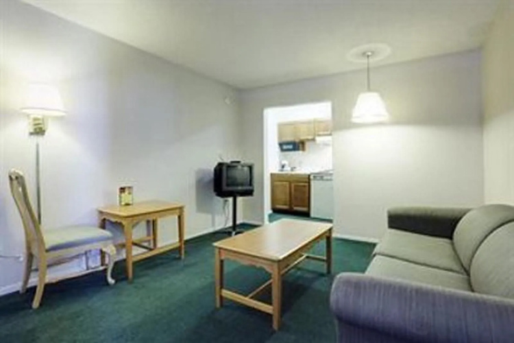 Econo Lodge Inn Suites Amarillo