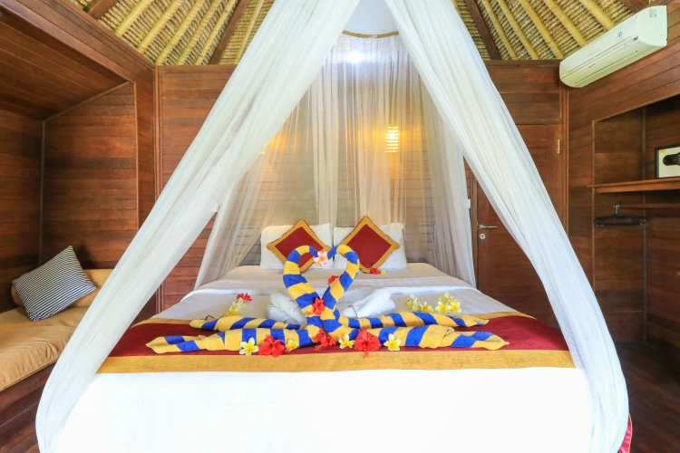 1 Bedroom Double Bungalow
