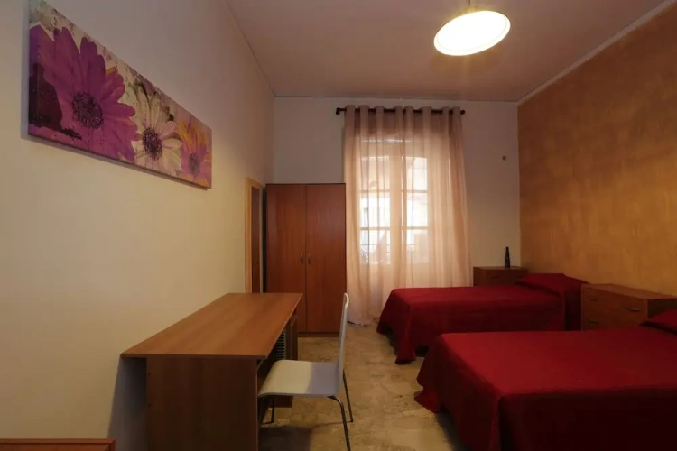 Standard Triple room with balcony