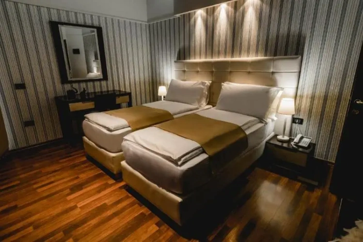 Standard Club room