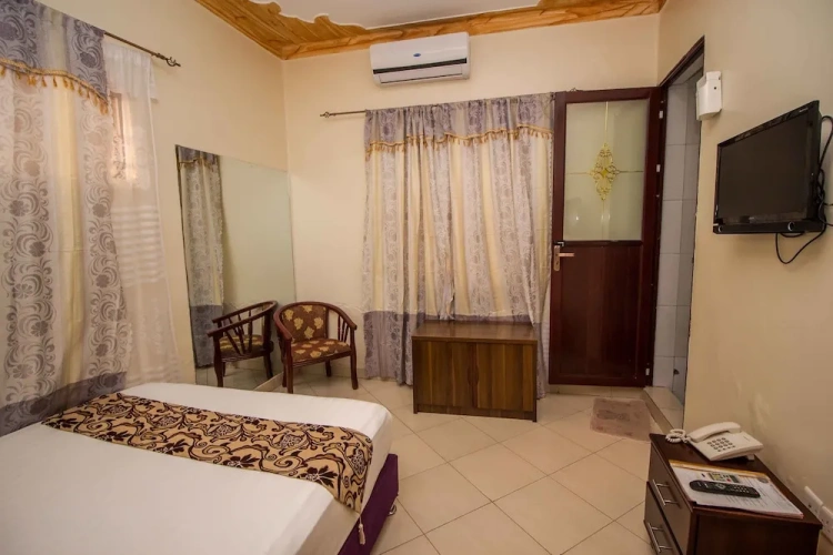 Standard Single room