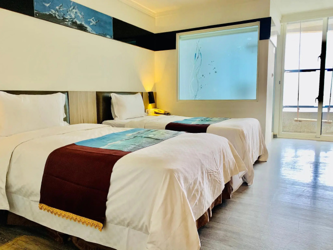 Ocean Hotel