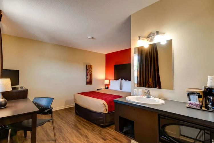 Econo Lodge